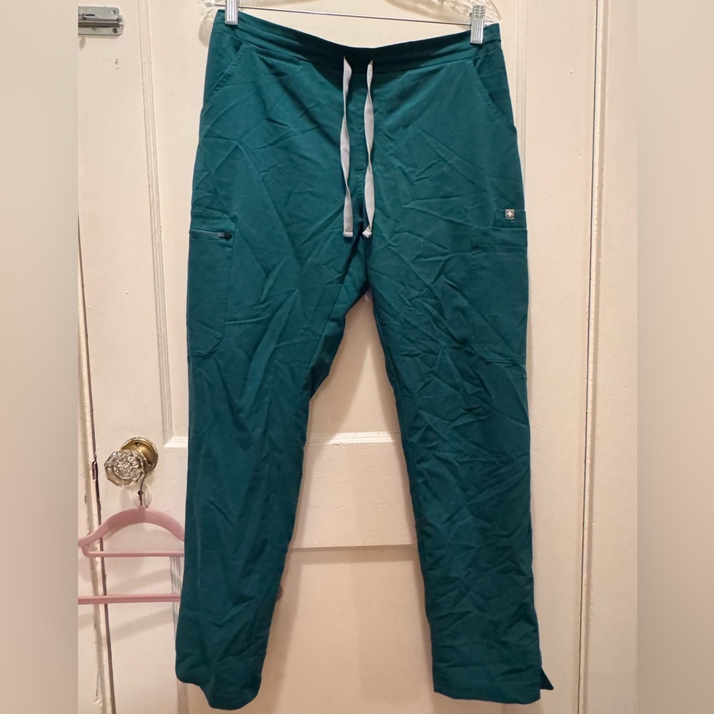 FIGS Technical Collection Scrub Pants M